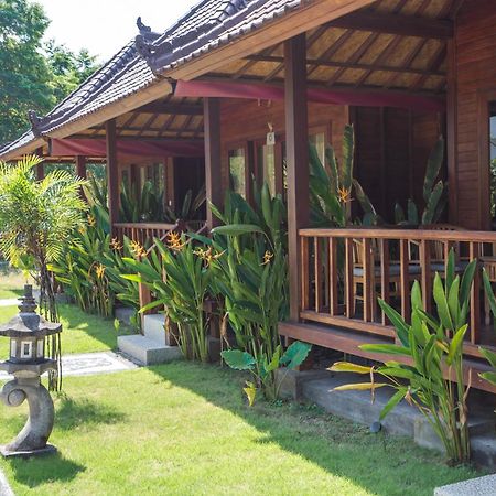 Taman Tirta Villa 蓝梦岛 外观 照片