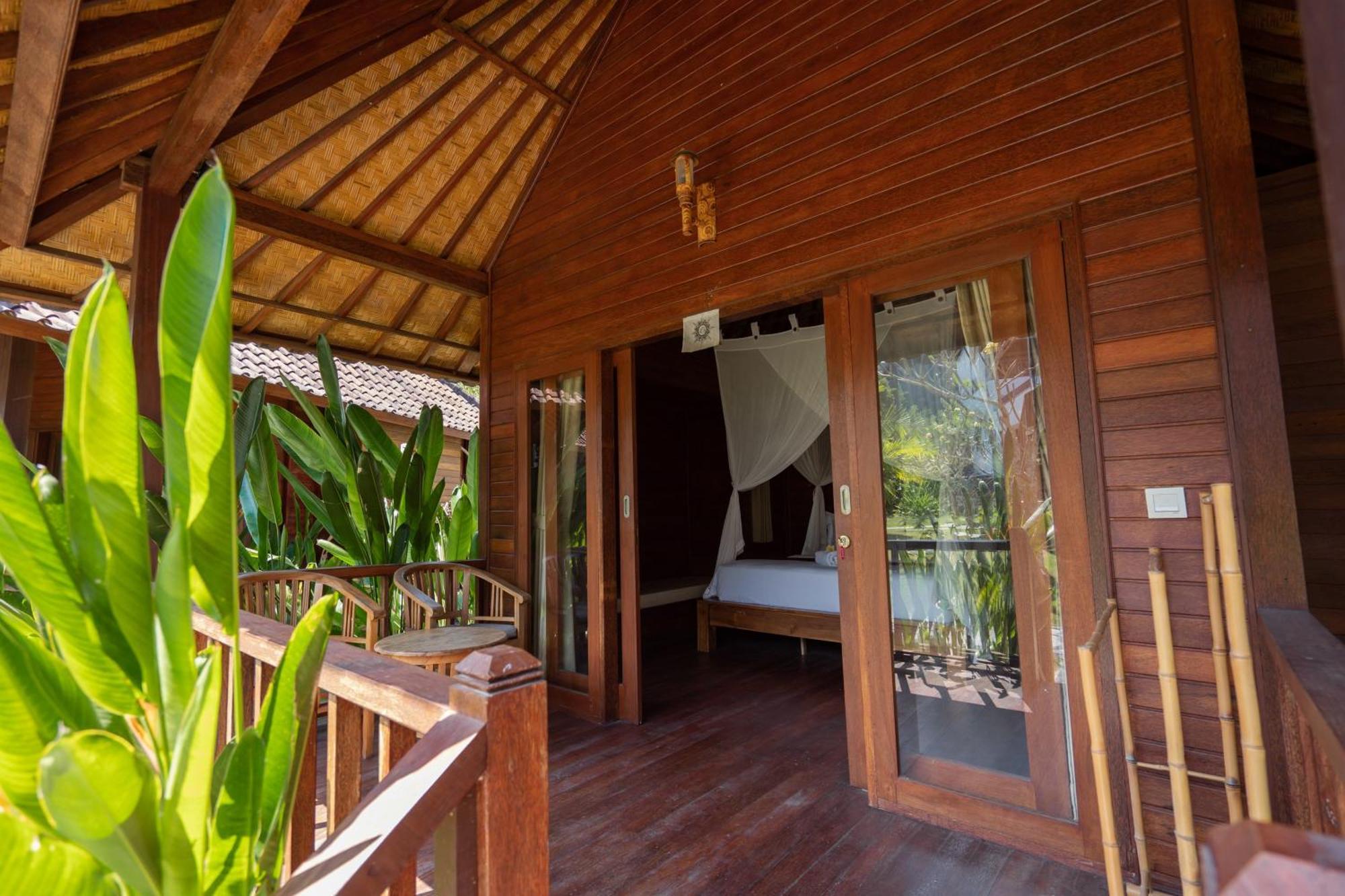 Taman Tirta Villa 蓝梦岛 外观 照片