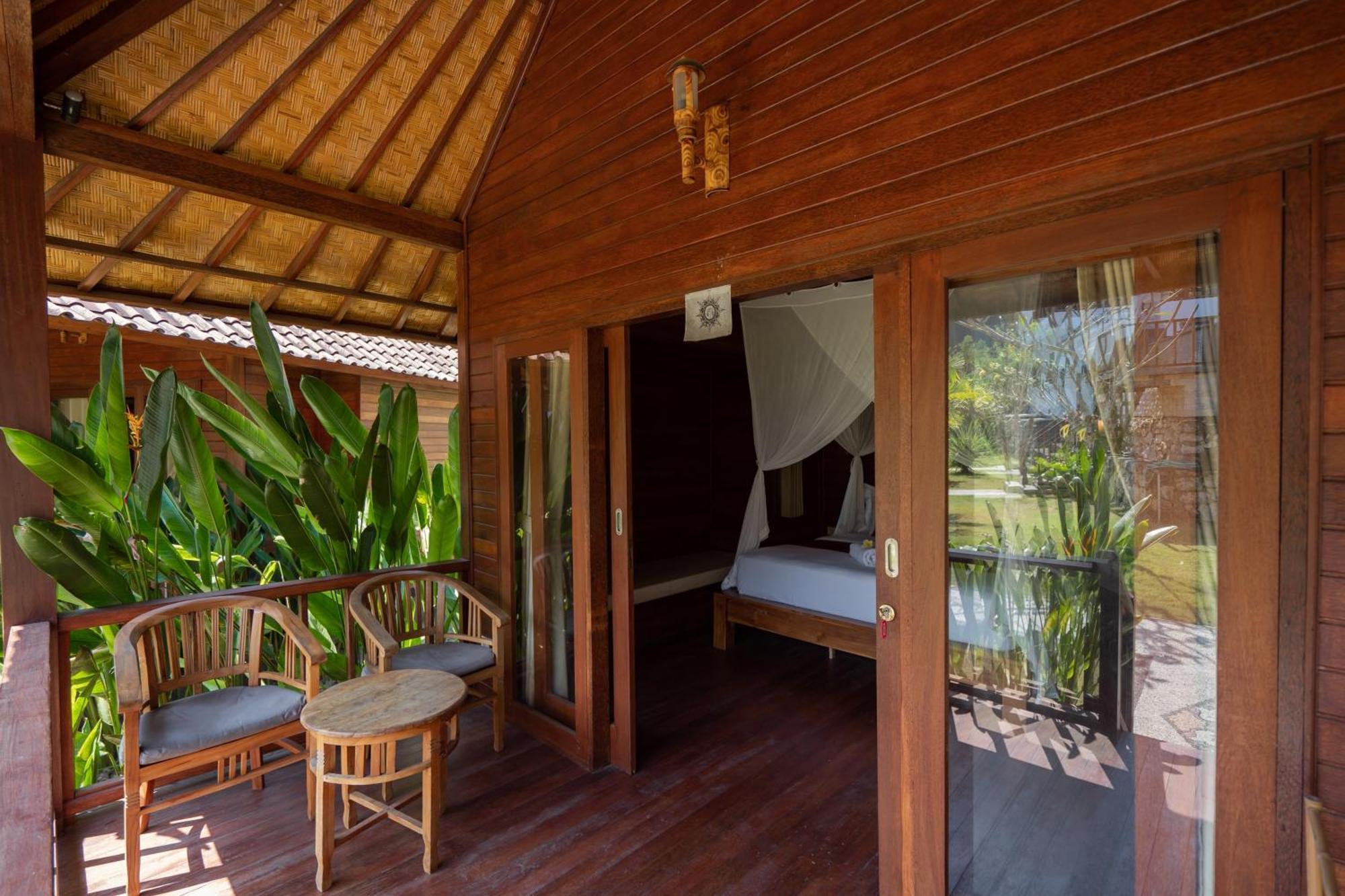 Taman Tirta Villa 蓝梦岛 外观 照片